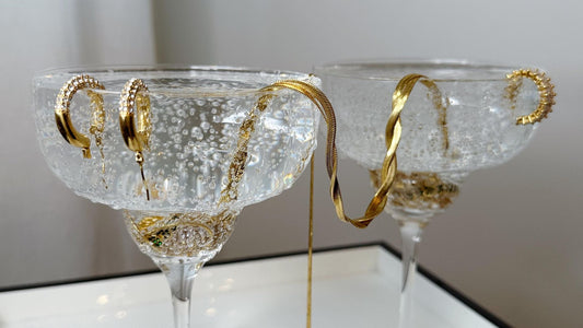 What is waterproof jewelry?