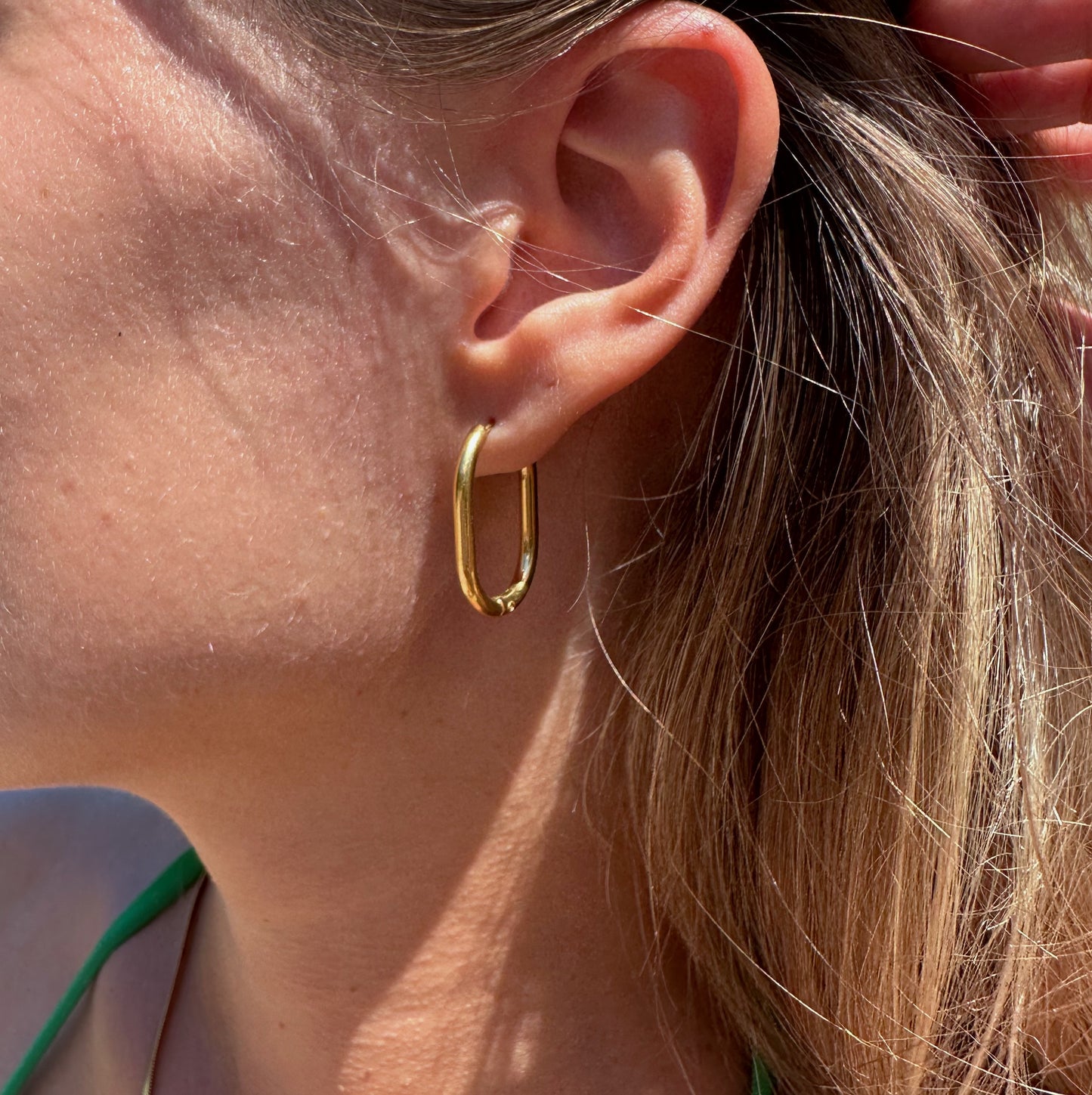 Oval Hoops
