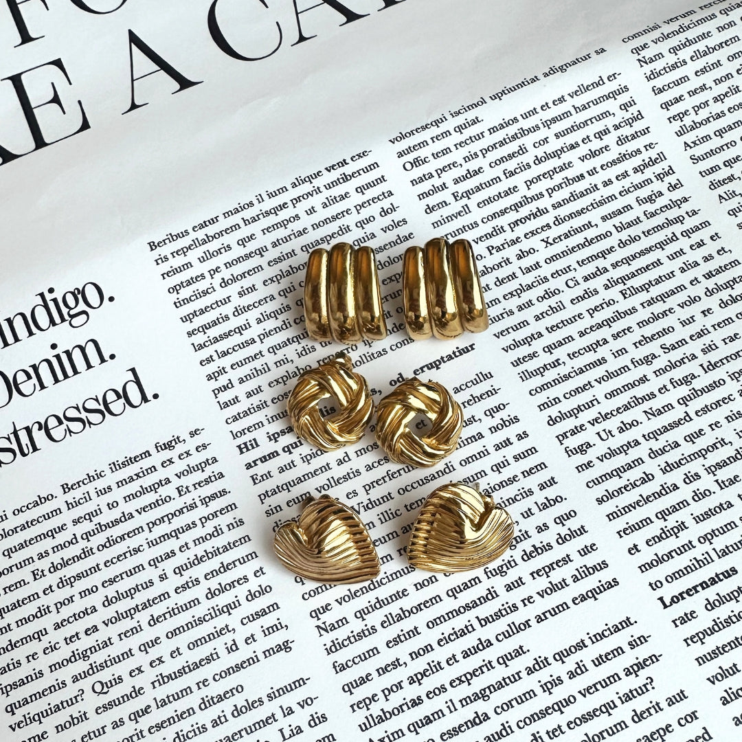 Ribbed Heart Earrings
