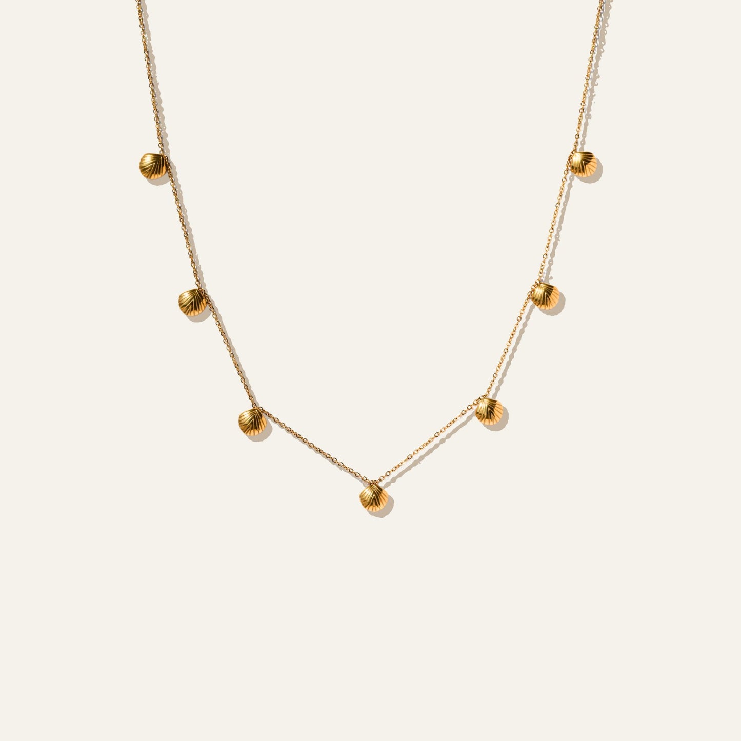 Small Shells Pendant Necklace