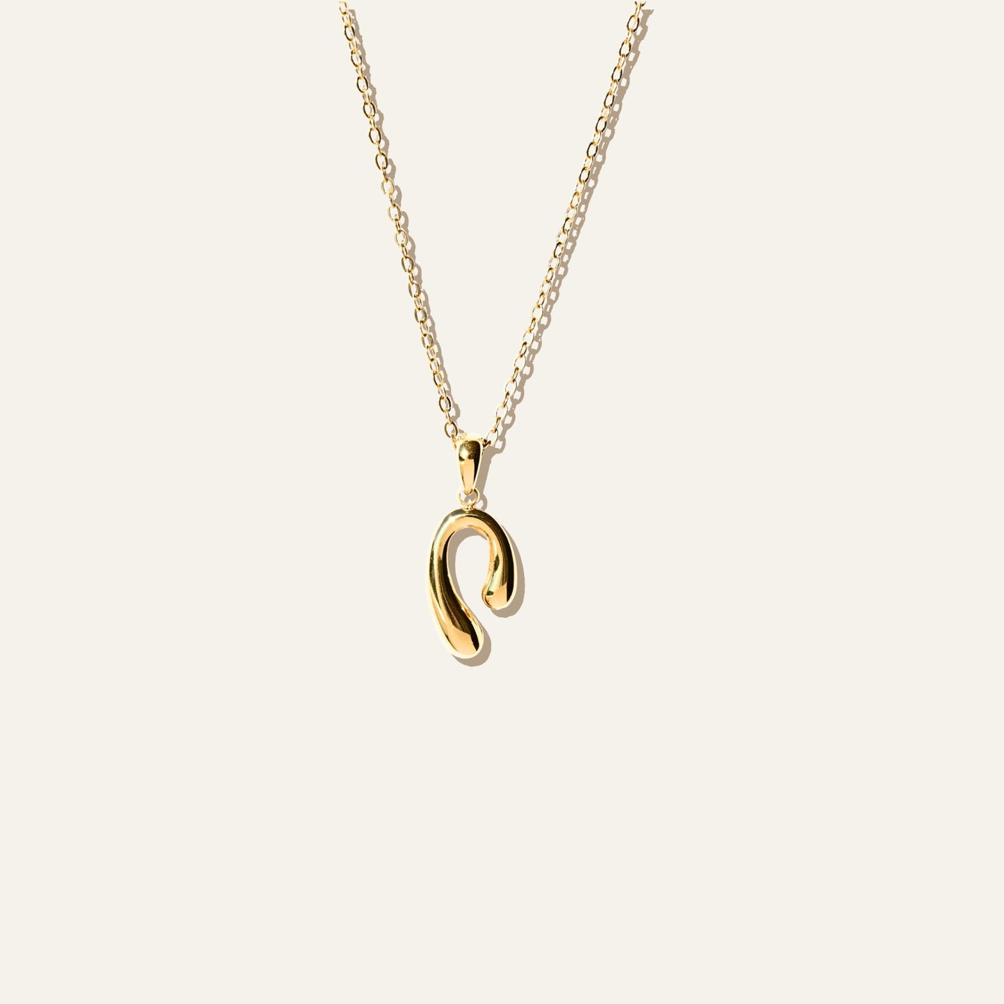 Arc Pendant Necklace