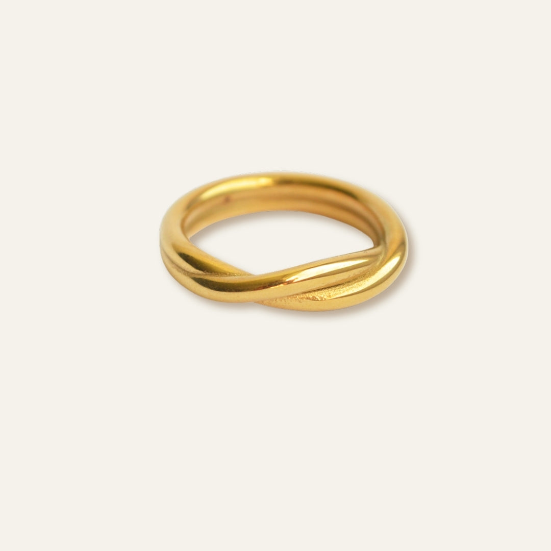 Twist Ring