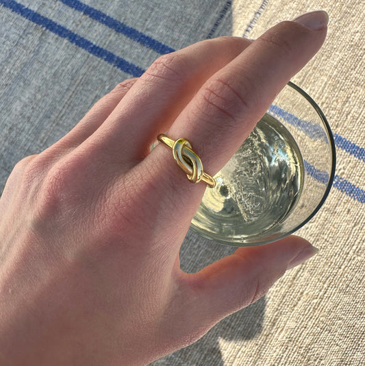 Knot Ring