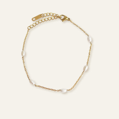 Small Pearls Chain Bracelet