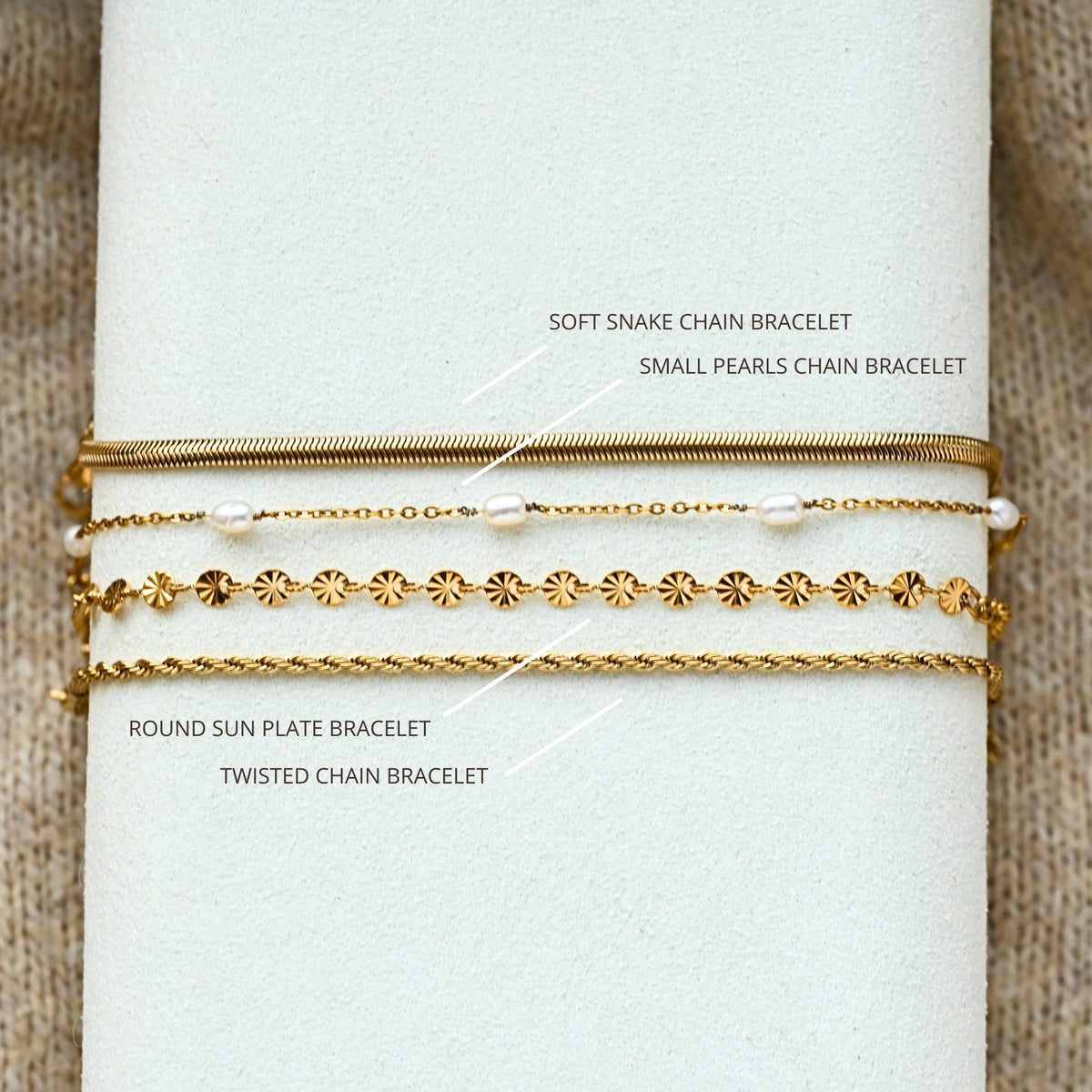 Small Pearls Chain Bracelet