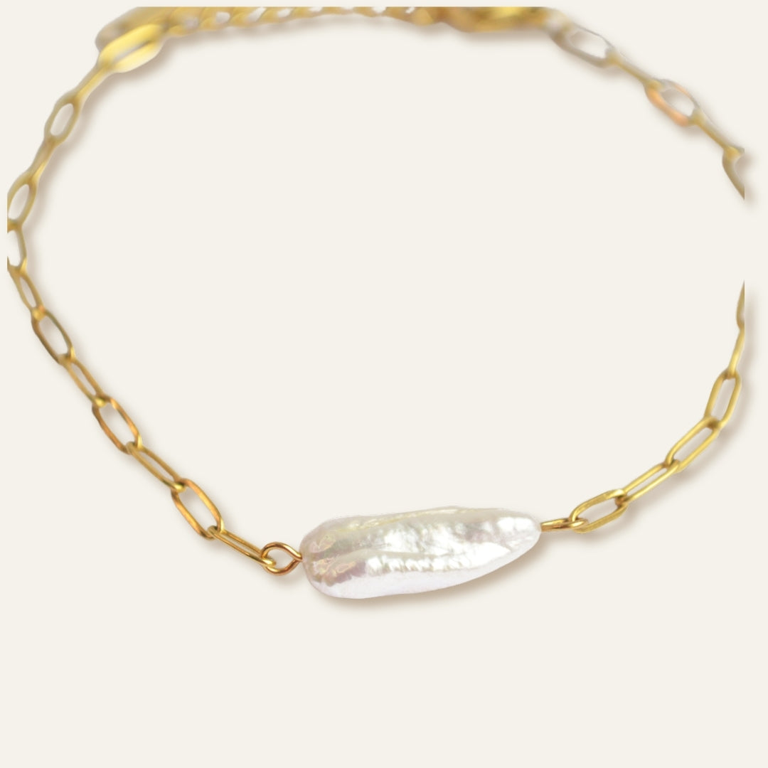 Pearl Paper Pin Bracelet