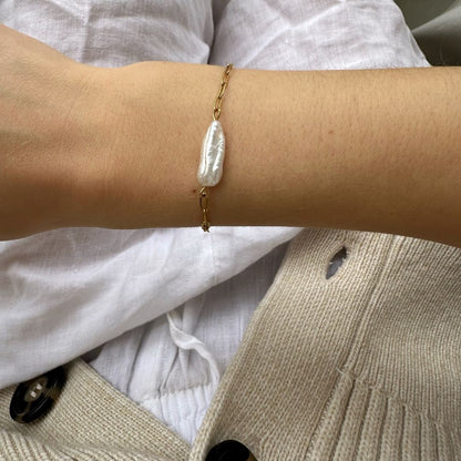 Pearl Paper Pin Bracelet