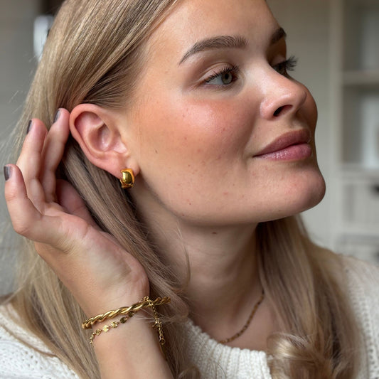 Chunky Wavy Hoops