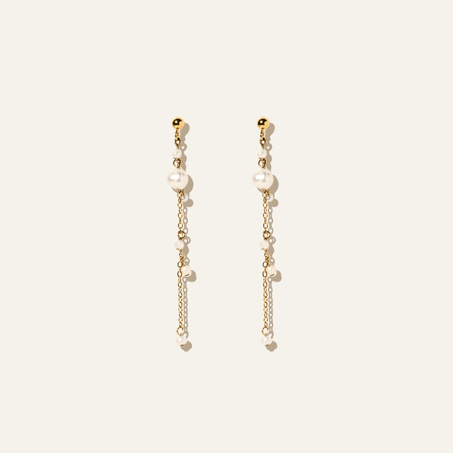 Falling Pearls Earrings