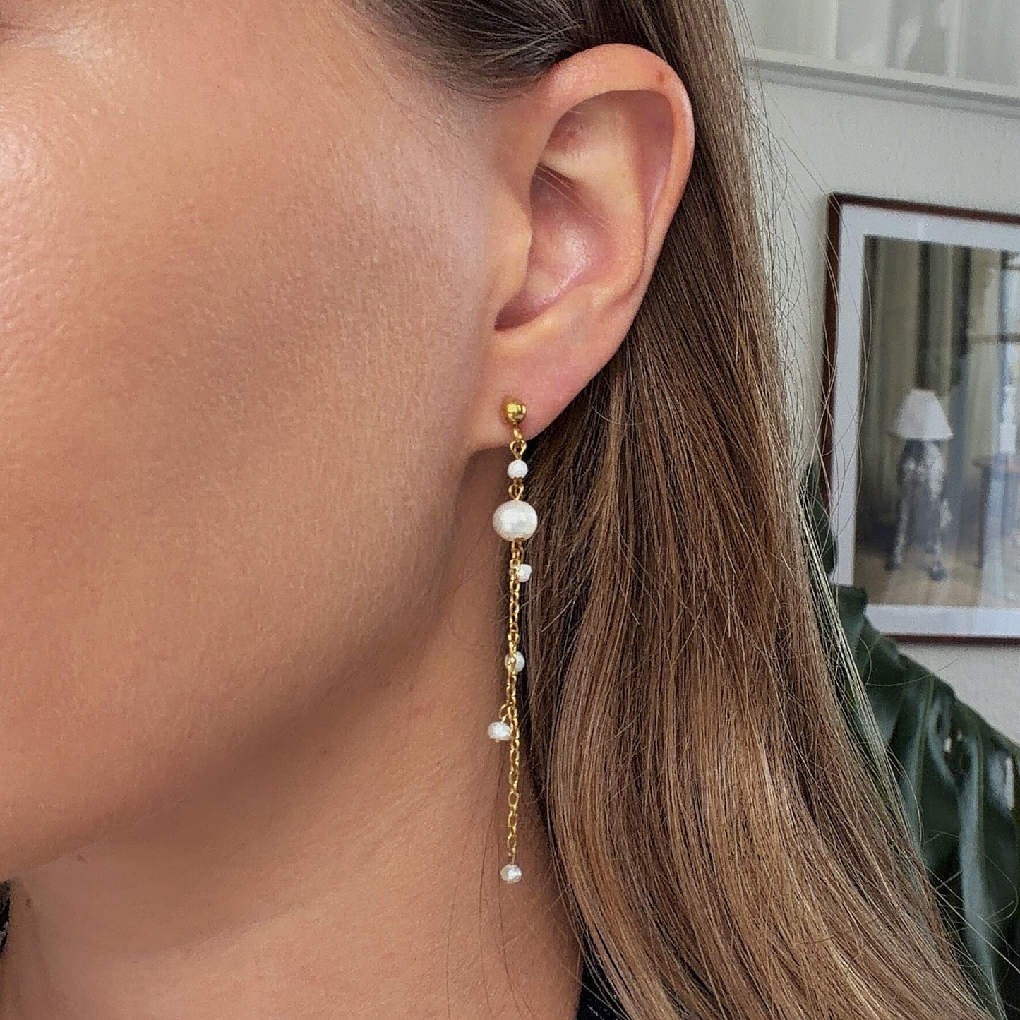 Falling Pearls Earrings
