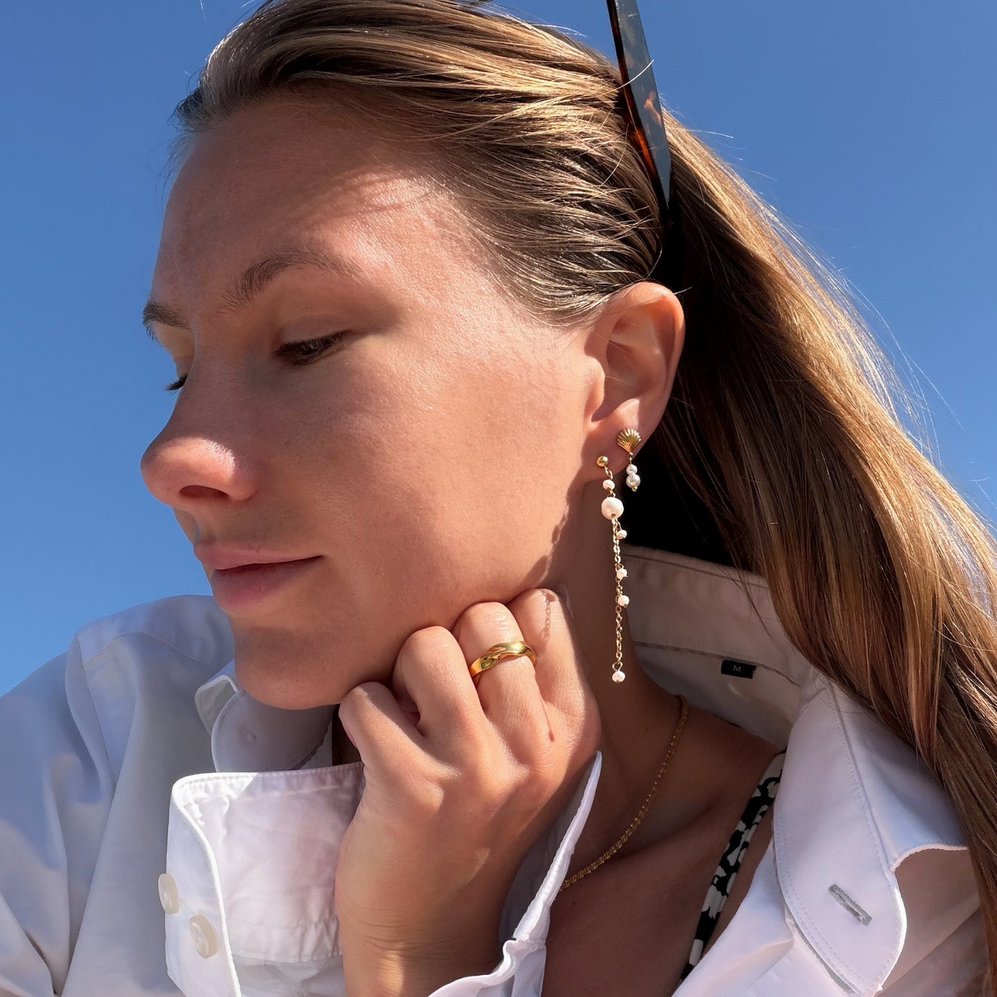 Falling Pearls Earrings