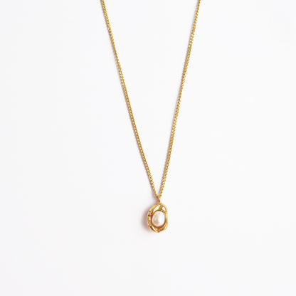 Pearl Nest Pendant Necklace