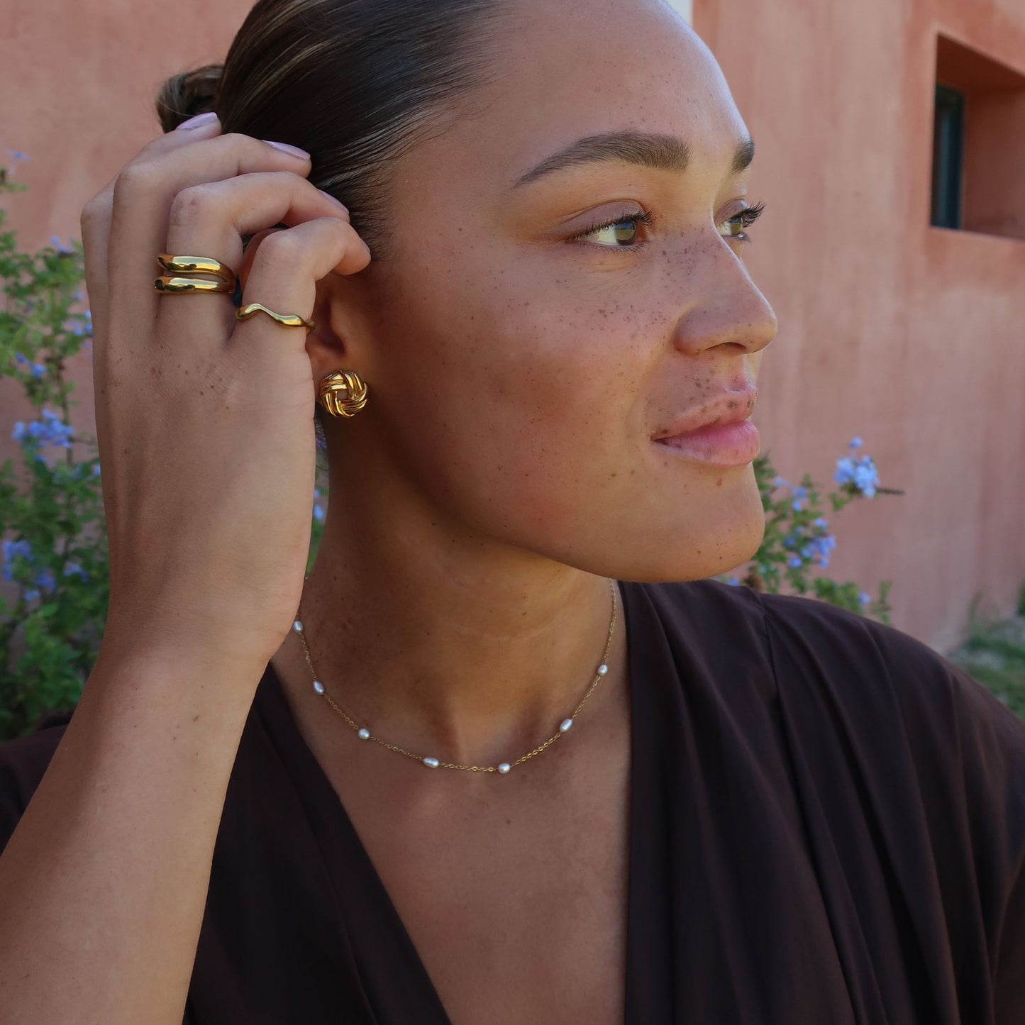 Small Pearls Chain Necklace