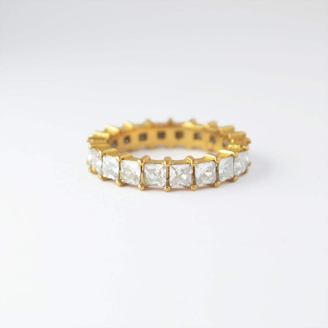 Vintage Crystal Ring