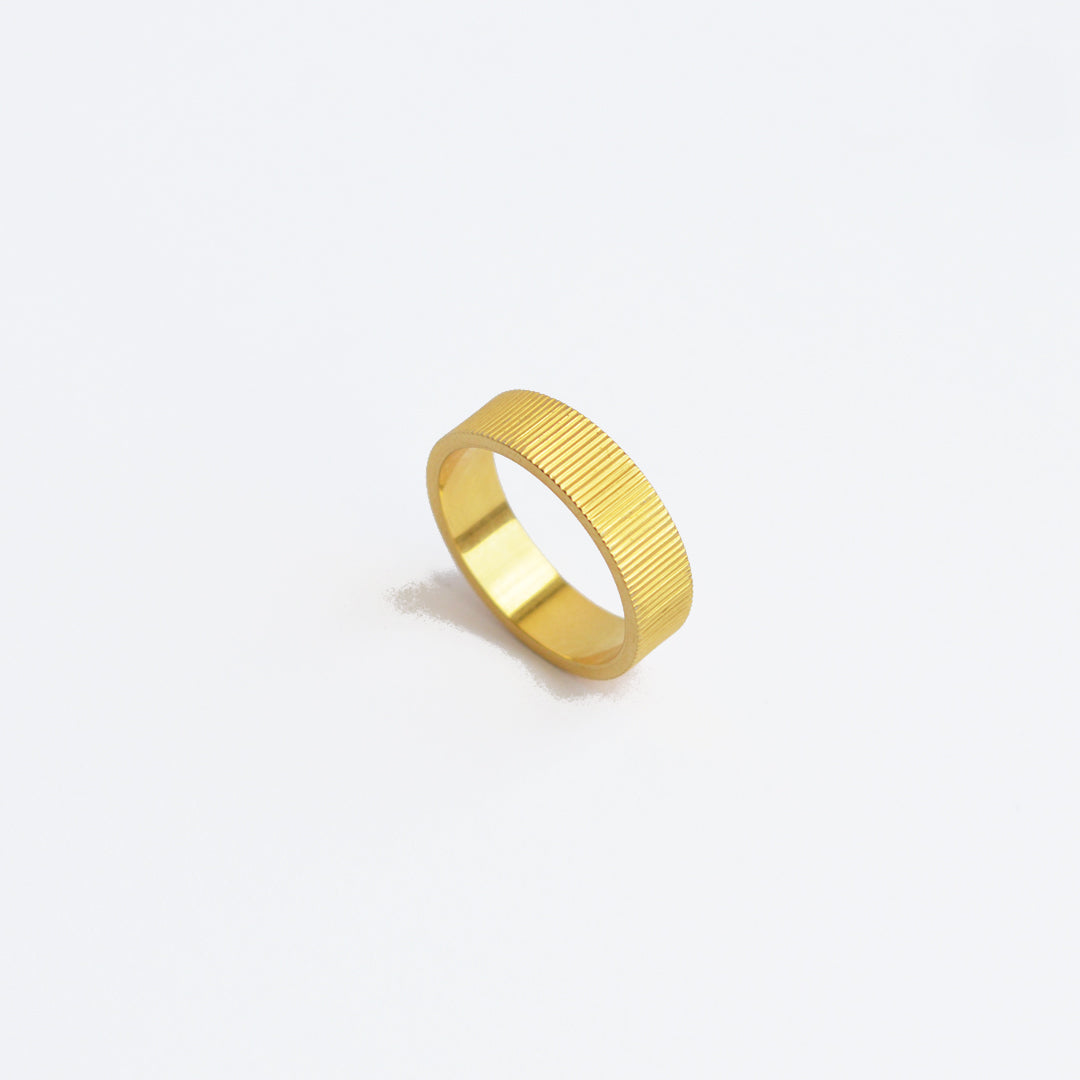 Ribbed Ring