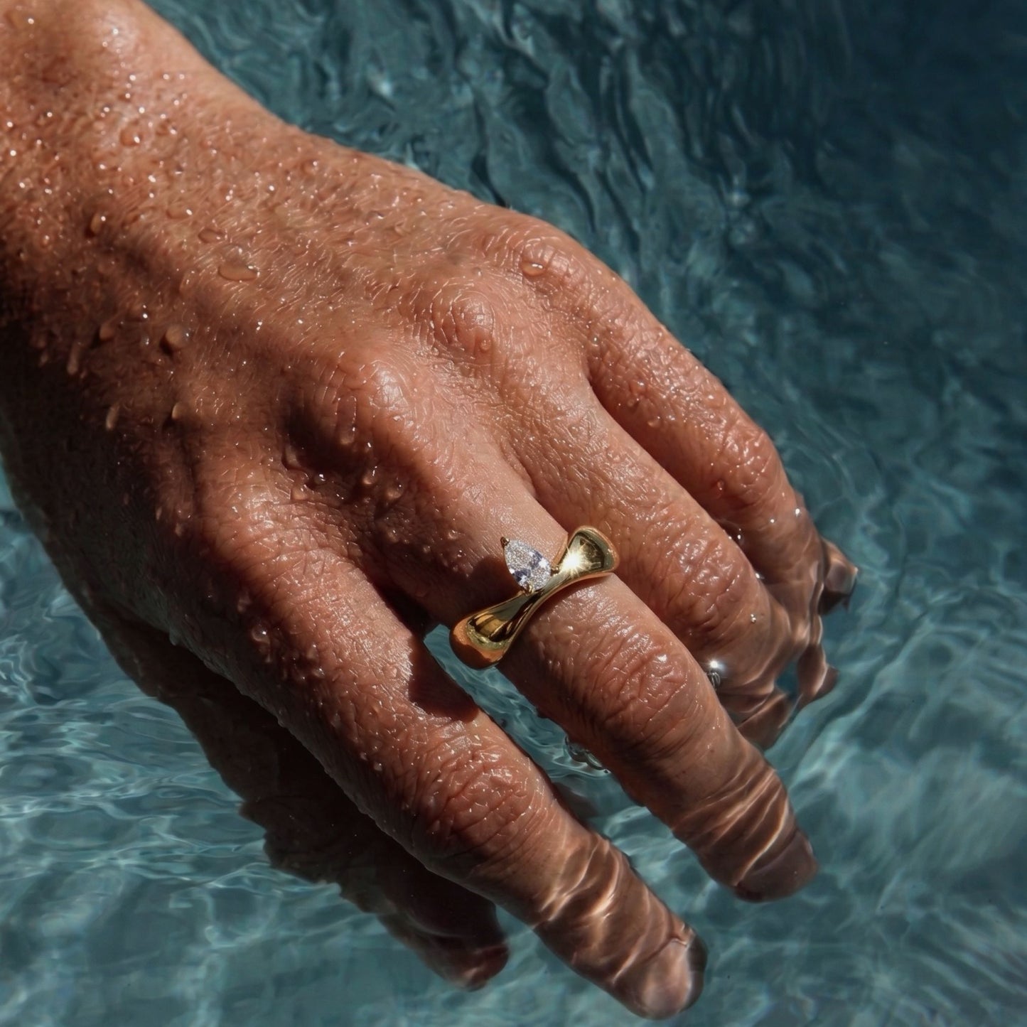 Pear Curve Ring
