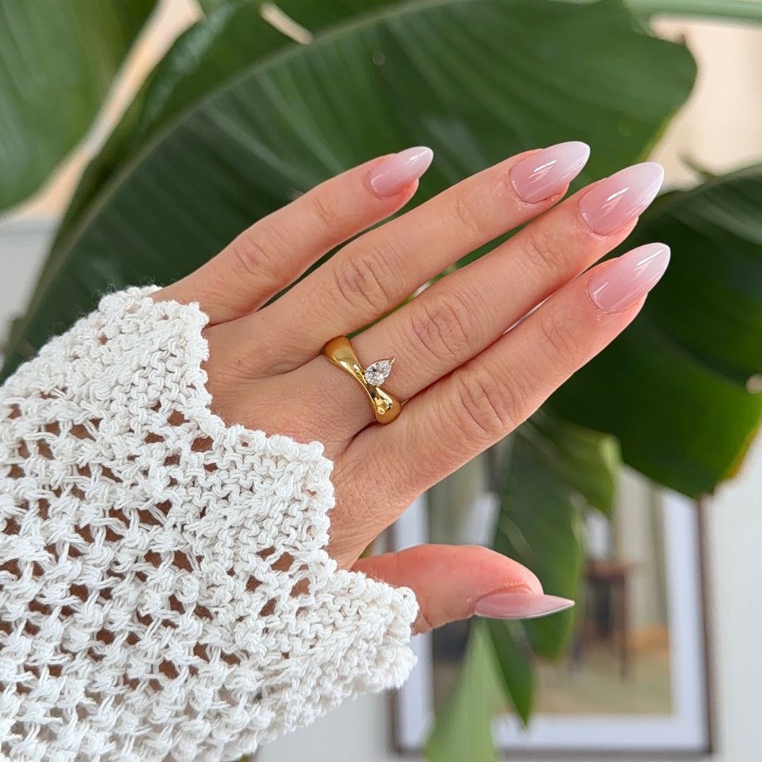 Pear Curve Ring