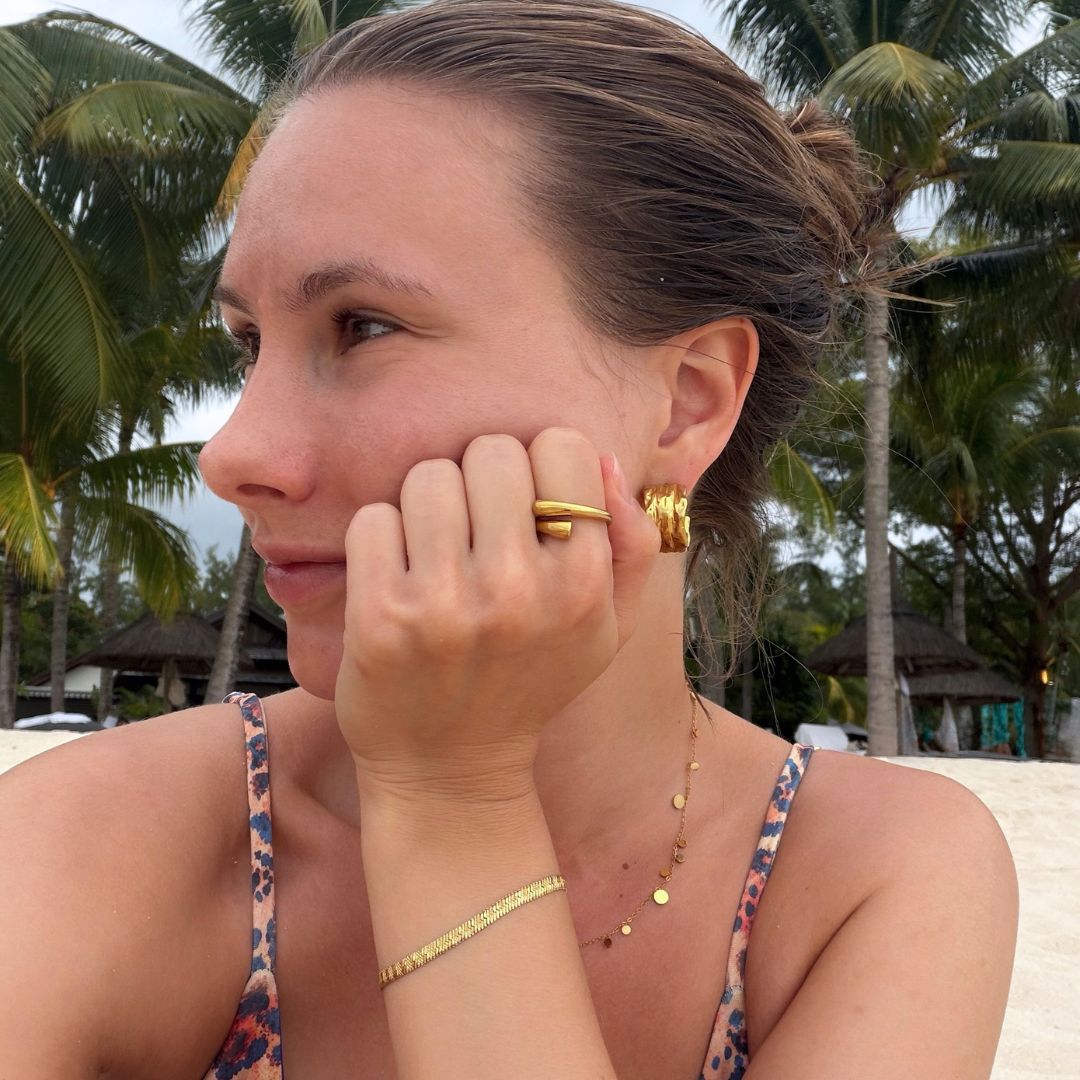 Essence Adjustable Ring