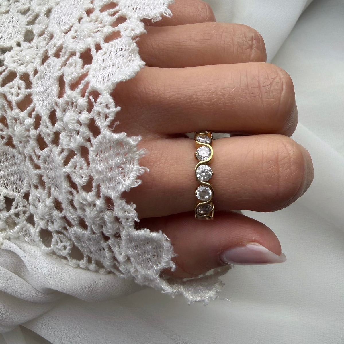 Riviera Ring